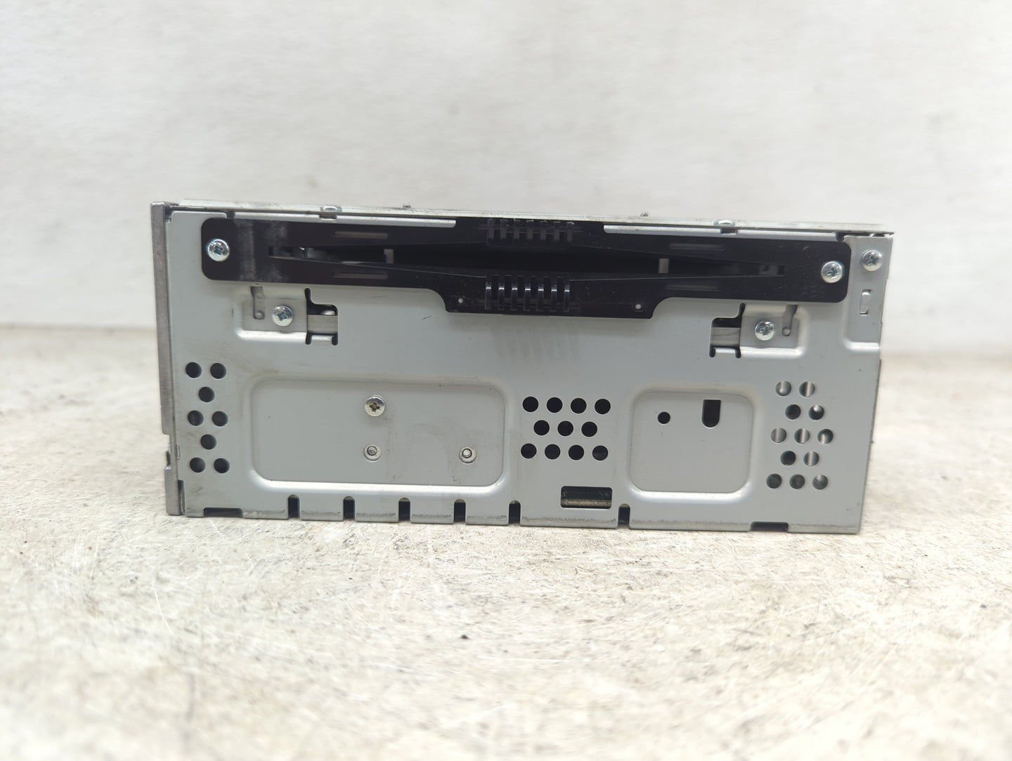 2013-2015 Ford Fusion Radio AM FM Cd Player Receiver Replacement P/N:DS7T-19C107-BM Fits Fits 2013 2014 2015 OEM Used Auto P