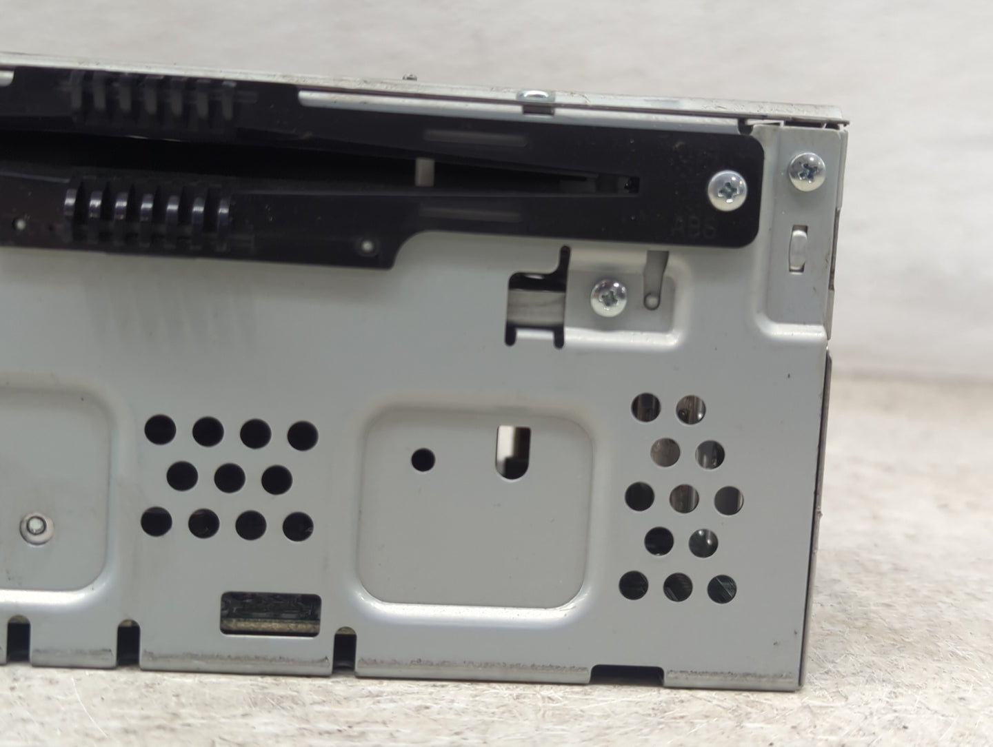 2013-2015 Ford Fusion Radio AM FM Cd Player Receiver Replacement P/N:DS7T-19C107-BM Fits Fits 2013 2014 2015 OEM Used Auto P