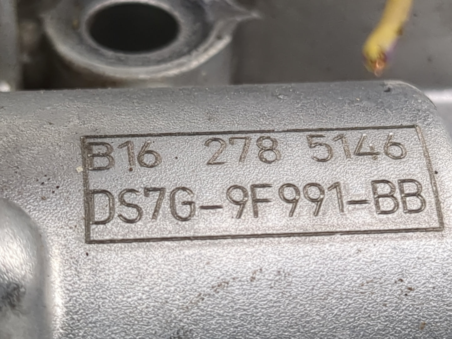2014-2020 Ford Fusion Throttle Body P/N:DS7G-9F991-BB Fits Fits 2014 2015 2016 2017 2018 2019 2020 OEM Used Auto Parts - Oem