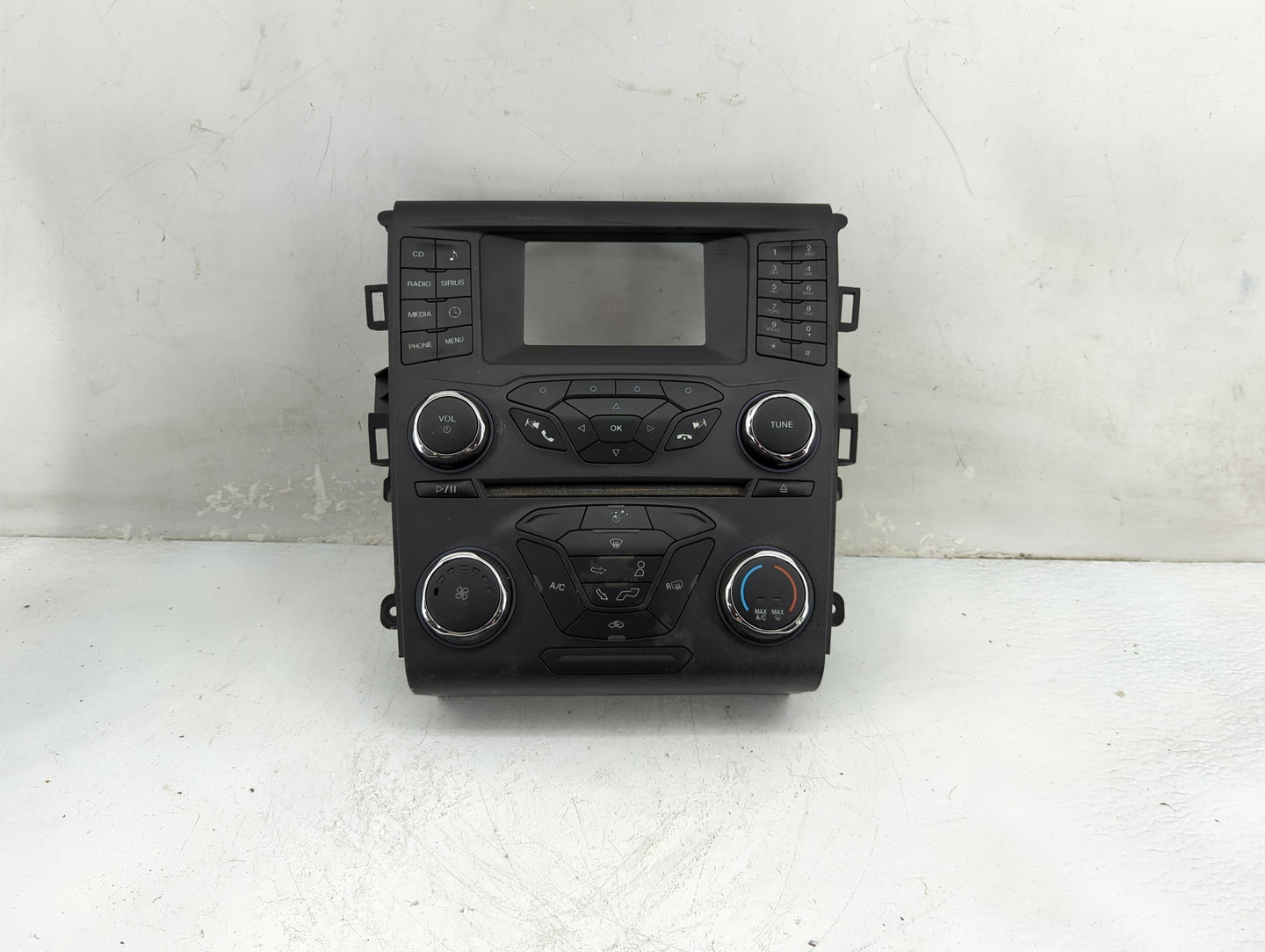 2015-2015 Ford Fusion Radio Control Panel 1463690 - Oemusedautoparts1.com