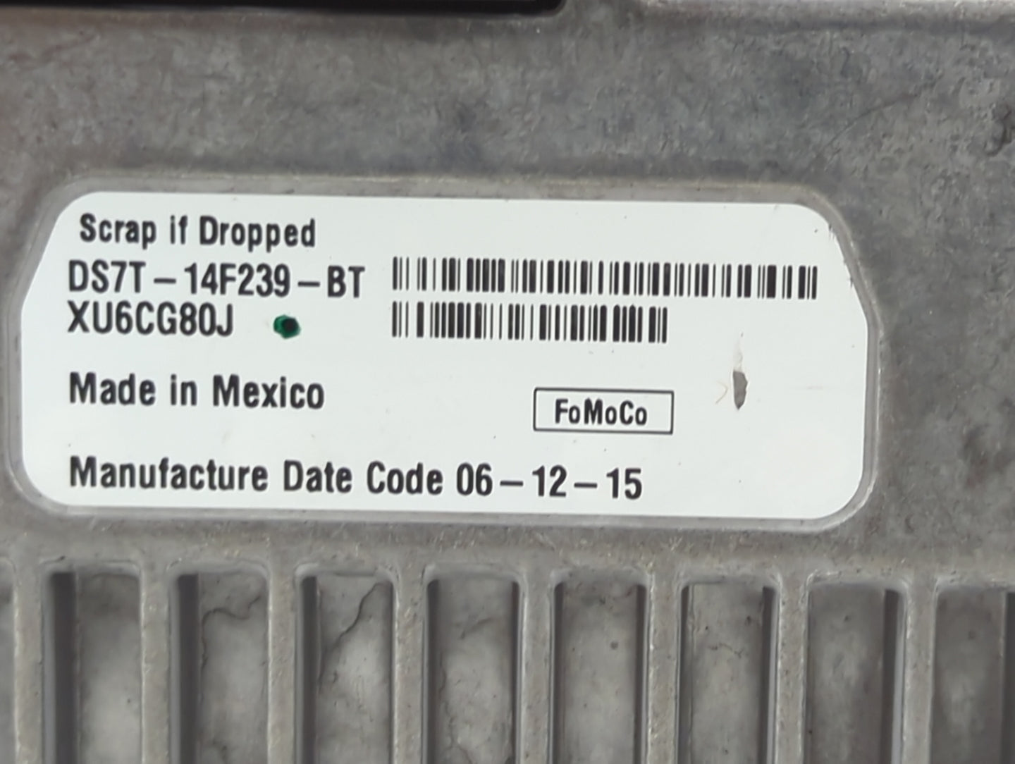 2013-2016 Ford Fusion Information Display Screen 1466369 - Oemusedautoparts1.com