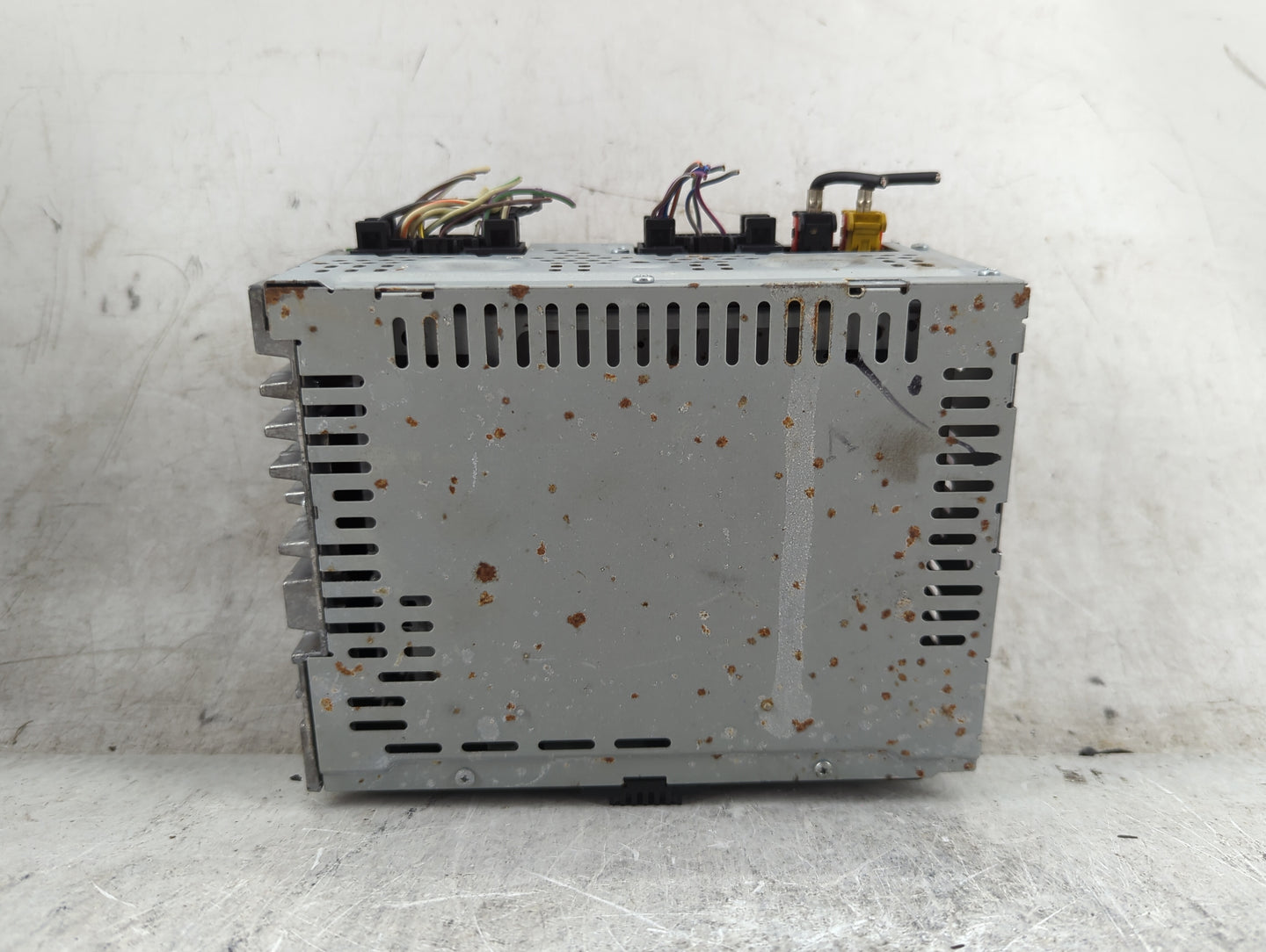 2015 Ford Fusion Radio AM FM Cd Player Receiver Replacement P/N:DS7T-19C107-BM DS7T-19C107-B, CQ-FJ22EEUM0 Fits OEM Used Aut