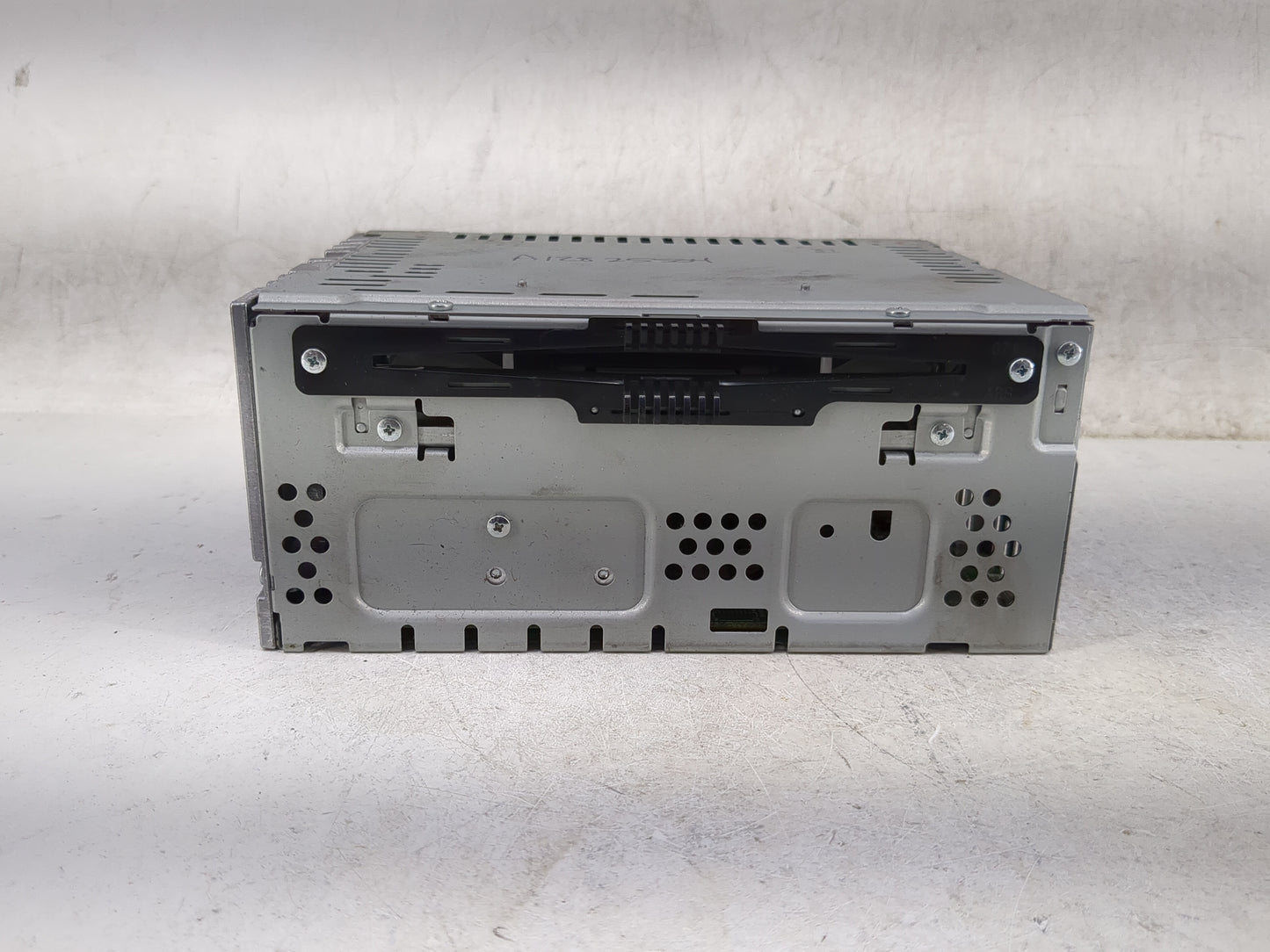 2013-2015 Ford Fusion Radio AM FM Cd Player Receiver Replacement P/N:DS7T-19C107-BM Fits Fits 2013 2014 2015 OEM Used Auto P