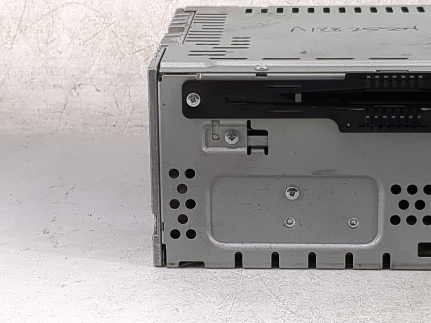 2013-2015 Ford Fusion Radio AM FM Cd Player Receiver Replacement P/N:DS7T-19C107-BM Fits Fits 2013 2014 2015 OEM Used Auto P