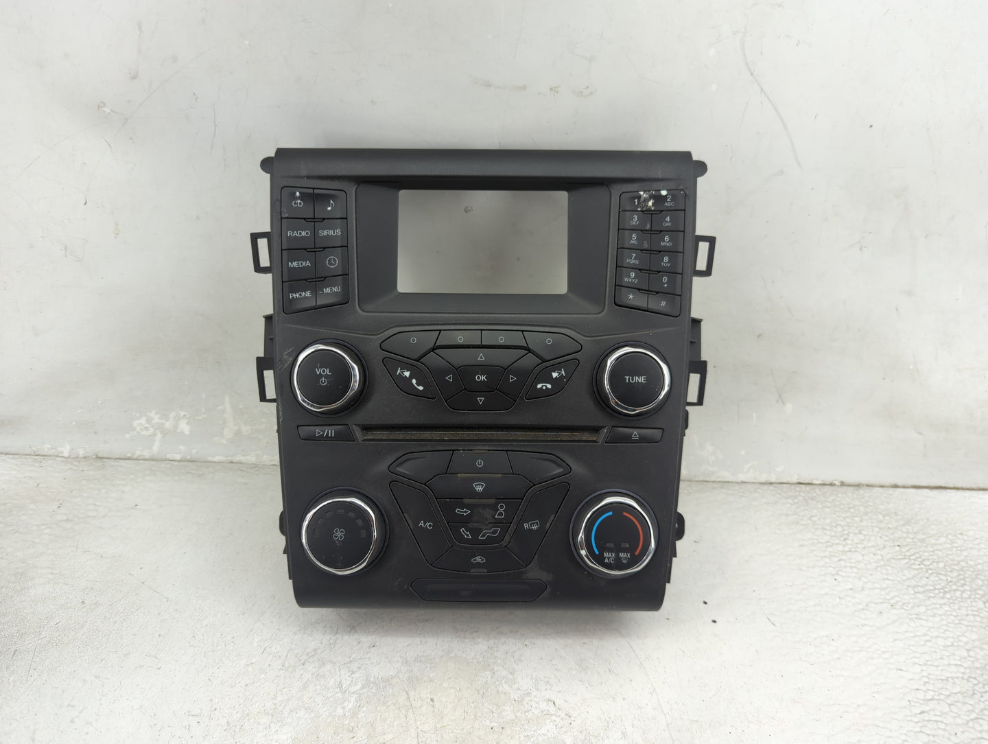 2015-2015 Ford Fusion Radio Control Panel 1469337 - Oemusedautoparts1.com