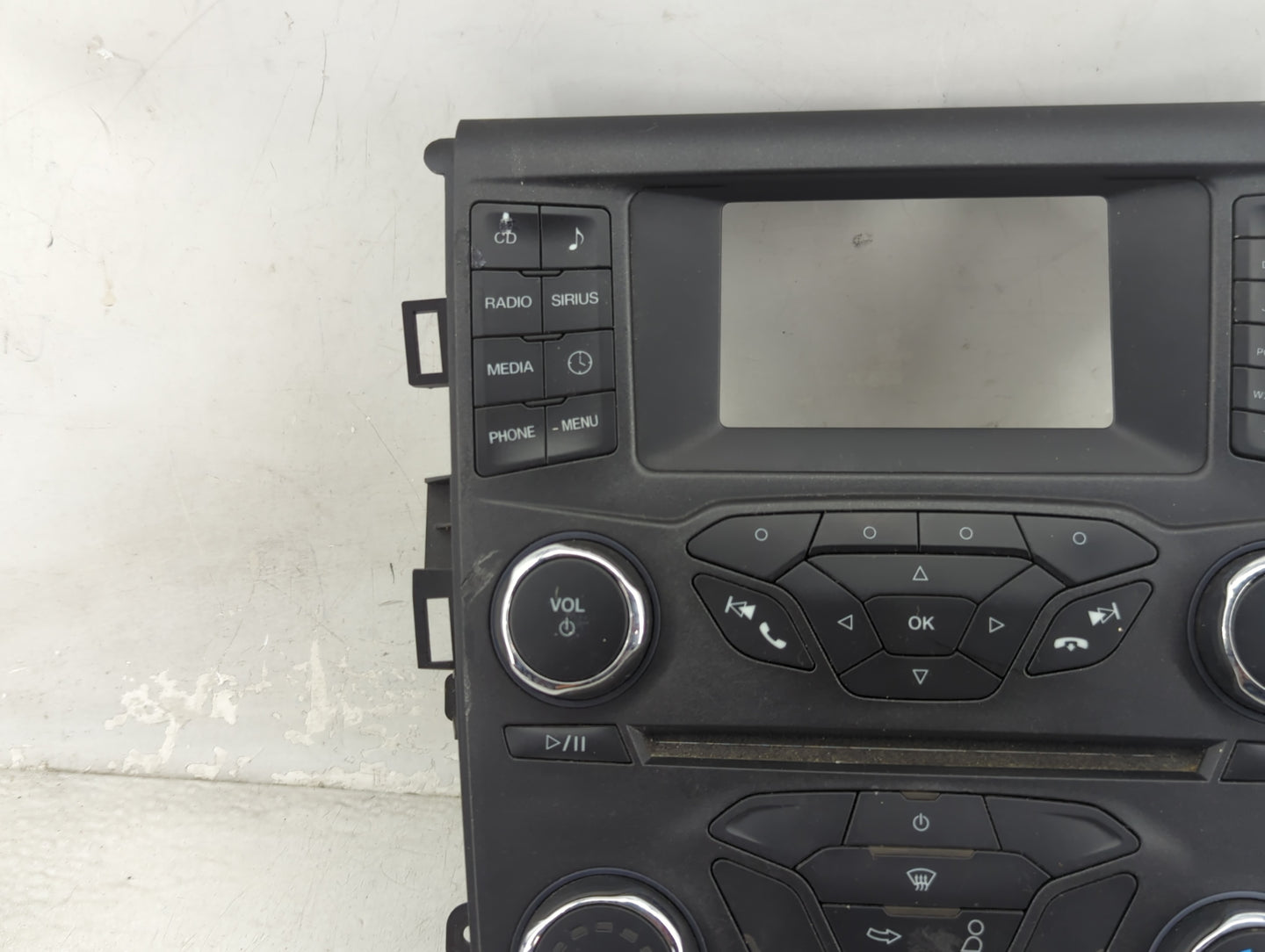 2015-2015 Ford Fusion Radio Control Panel 1469337 - Oemusedautoparts1.com