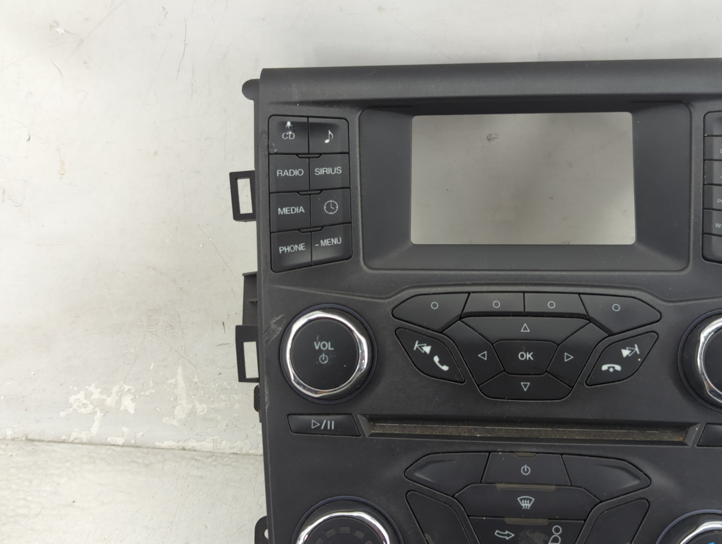 2015-2015 Ford Fusion Radio Control Panel 1469337 - Oemusedautoparts1.com