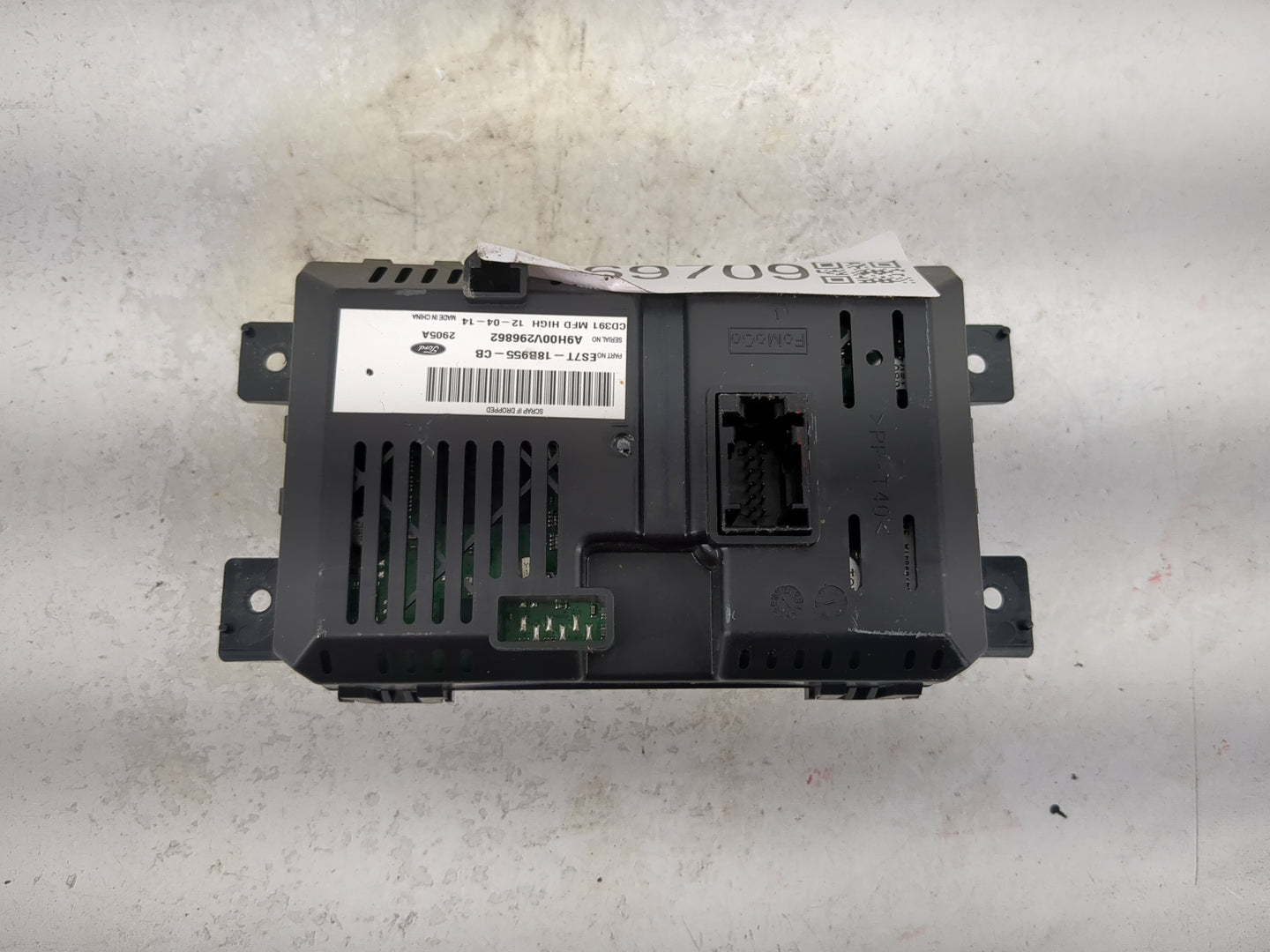 2014-2016 Ford Fusion Information Display Screen 1469709 - Oemusedautoparts1.com