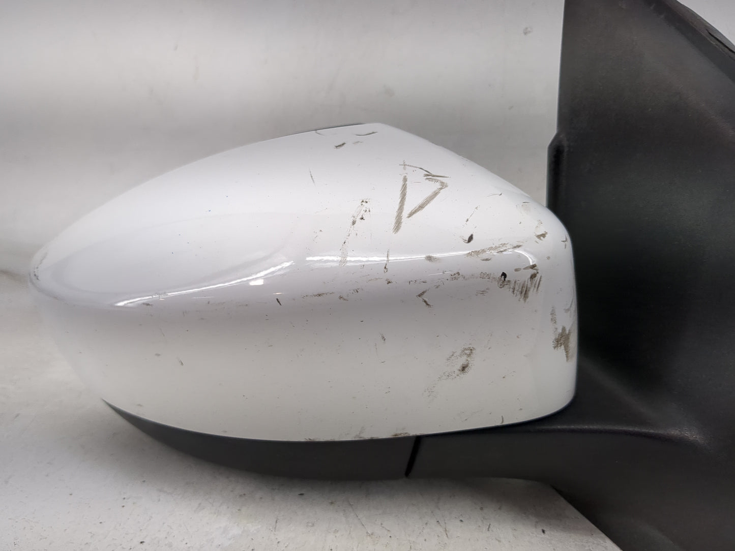 2015-2017 Ford Fusion Passenger Side View Mirror - Right Door Mirror OEM Used - Oemusedautoparts1.com