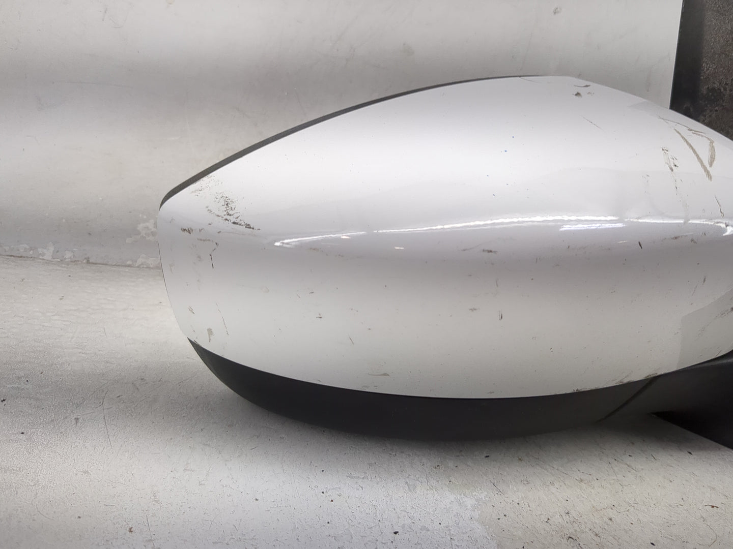 2015-2017 Ford Fusion Passenger Side View Mirror - Right Door Mirror OEM Used - Oemusedautoparts1.com
