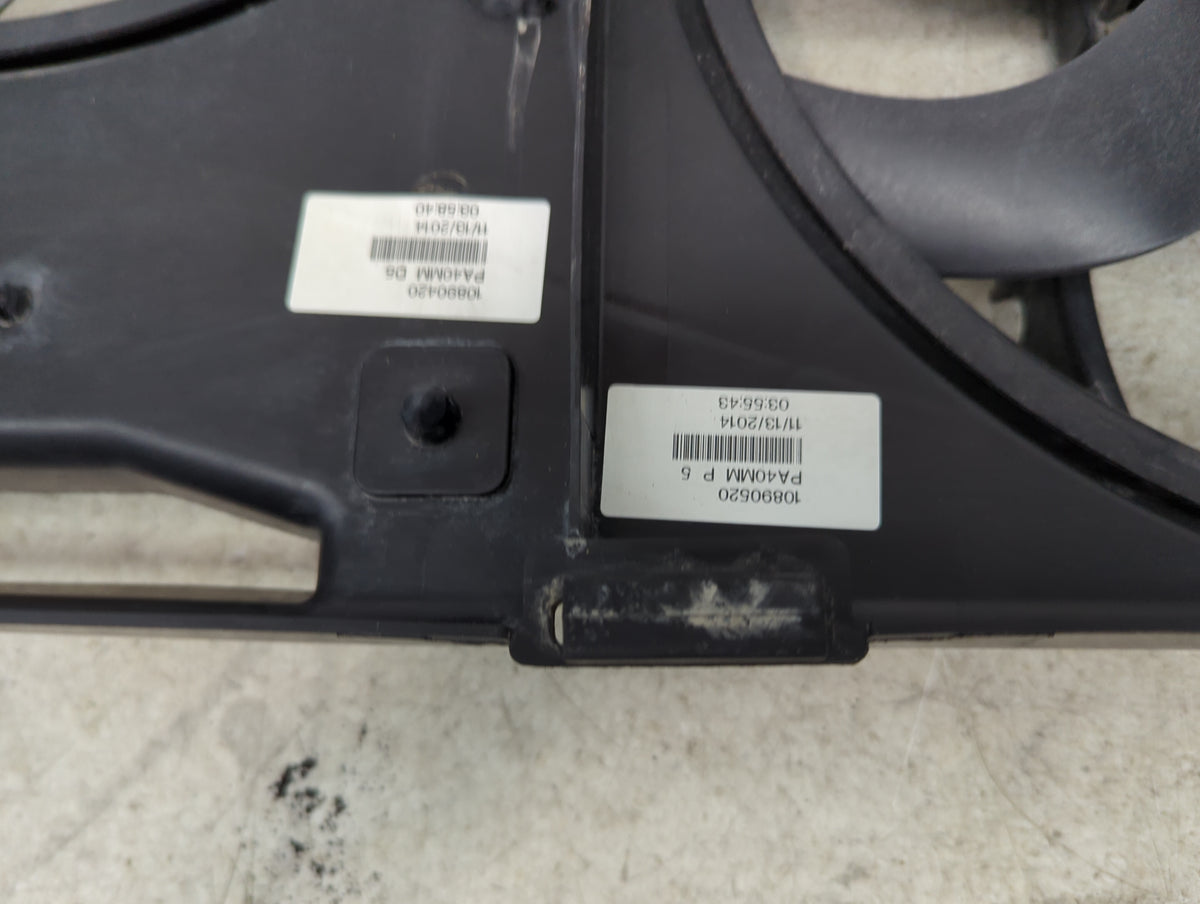2013-2020 Ford Fusion Electric Radiator Cooling Fan Motor Assembly P/N:DG9T-8C290-DG 10890420 Fits OEM Used Auto Parts - Oem
