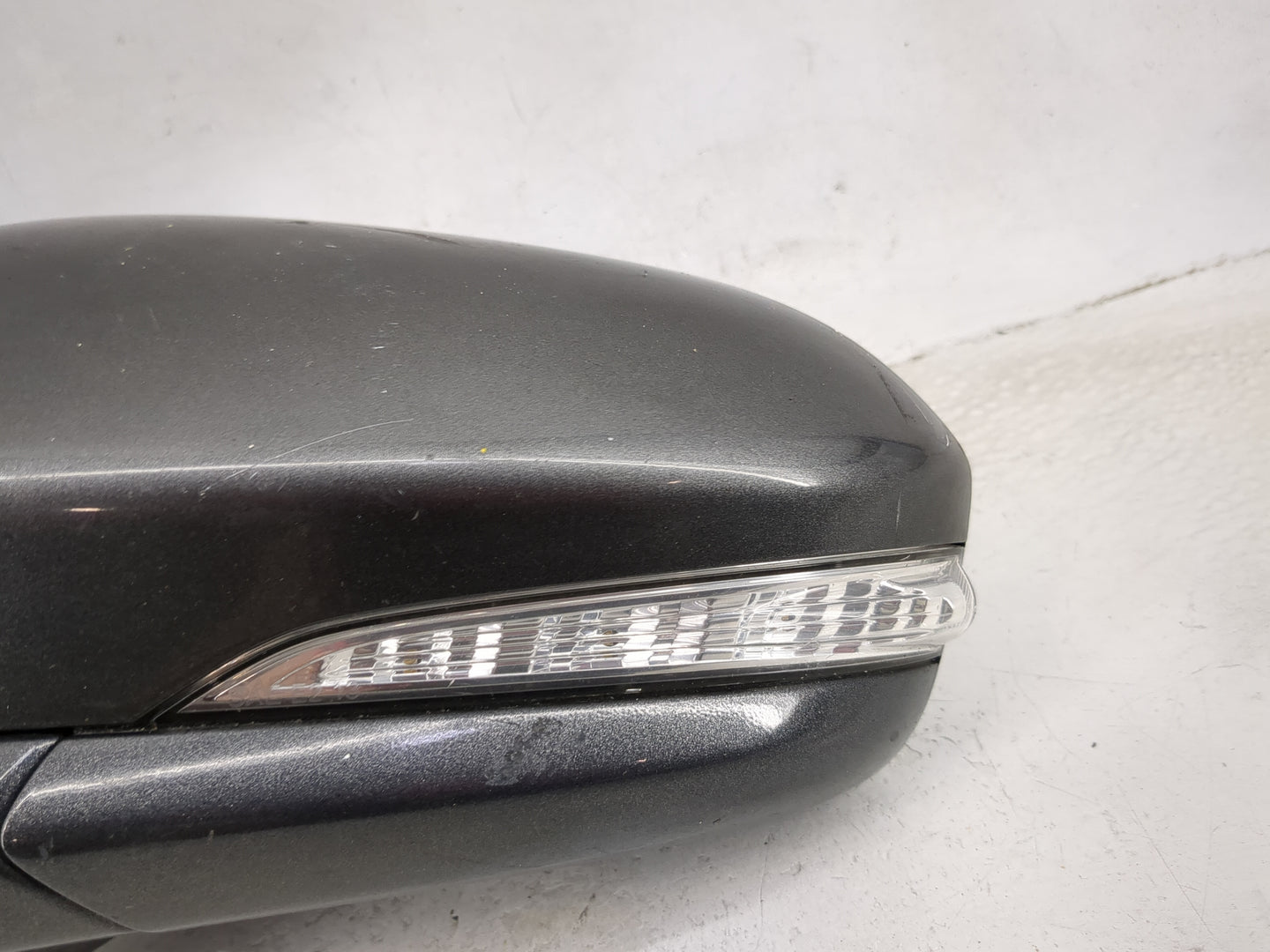 2015-2017 Ford Fusion Driver Side View Mirror - Left Door Mirror OEM Used - Oemusedautoparts1.com