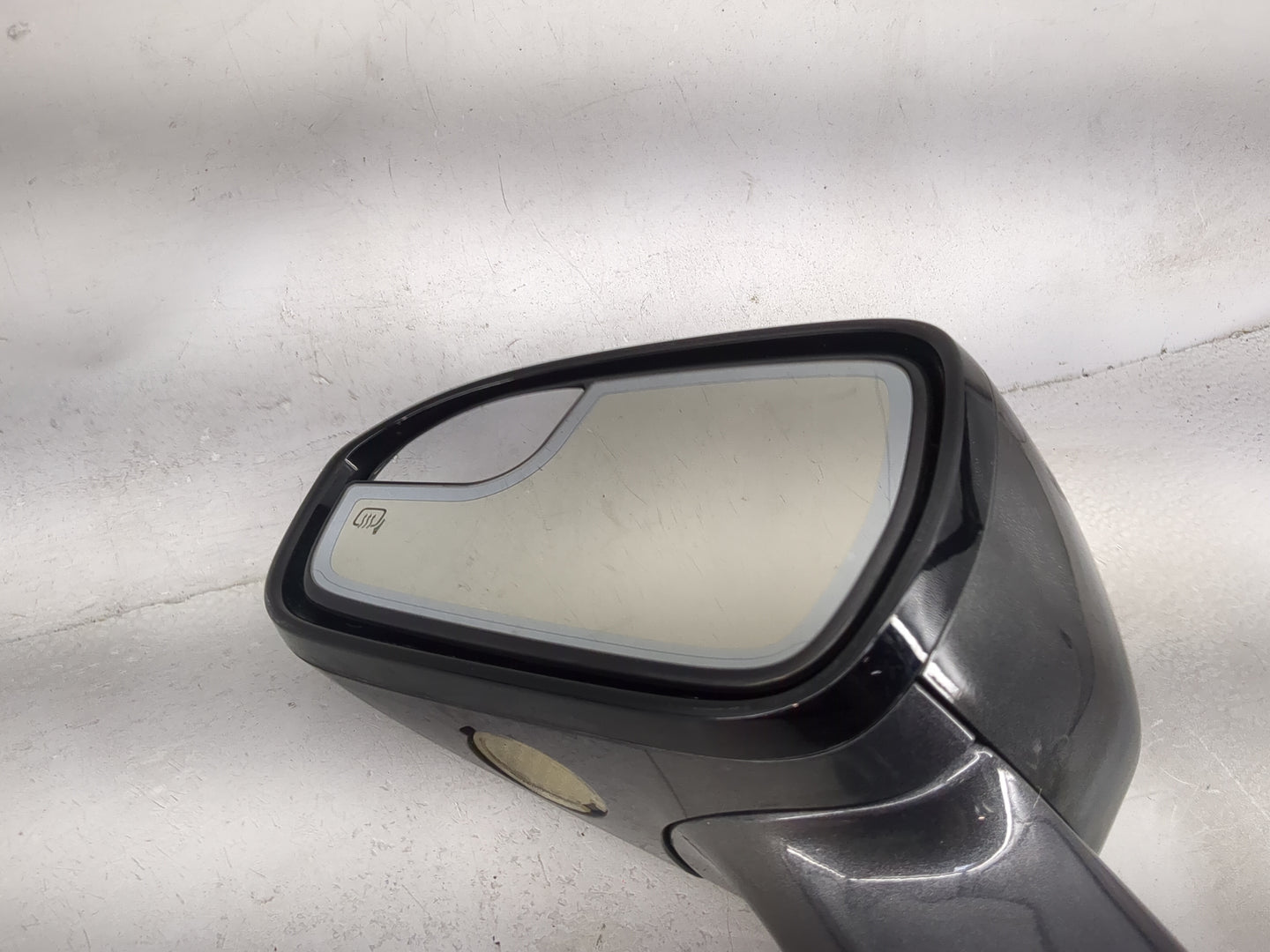 2015-2017 Ford Fusion Driver Side View Mirror - Left Door Mirror OEM Used - Oemusedautoparts1.com