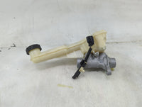 2013-2016 Ford Fusion Brake Master Cylinder 1489184 - Oemusedautoparts1.com