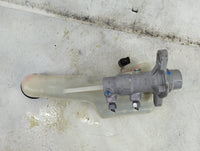 2013-2016 Ford Fusion Brake Master Cylinder 1492352 - Oemusedautoparts1.com