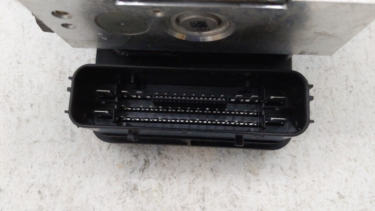 2014-2016 Ford Fusion ABS Pump Control Module Replacement P/N:EG9C-2C405-AF EG9C-2C405-AE Fits Fits 2014 2015 2016 OEM Used 