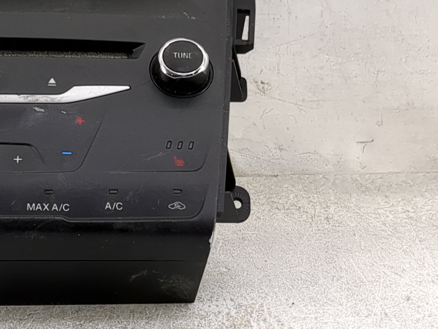 2015-2015 Ford Fusion Radio Control Panel 1496526 - Oemusedautoparts1.com