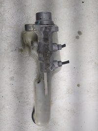 2013-2016 Ford Fusion Brake Master Cylinder 1498313 - Oemusedautoparts1.com