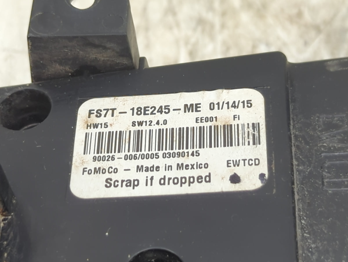 2015-2015 Ford Fusion Radio Control Panel 1501268 - Oemusedautoparts1.com