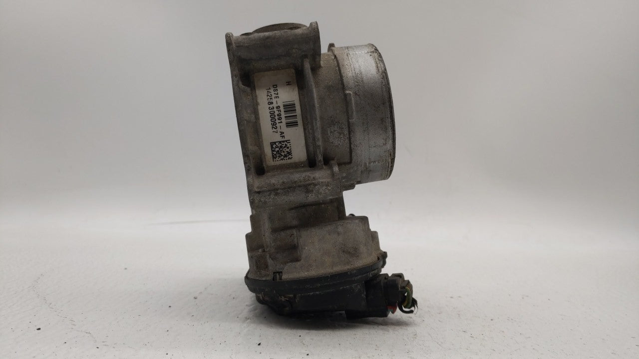 2013-2019 Ford Fusion Throttle Body P/N:DS7E-9F991-AK DS7E-9F991-AD Fits Fits 2013 2014 2015 2016 2017 2018 2019 2020 OEM Us