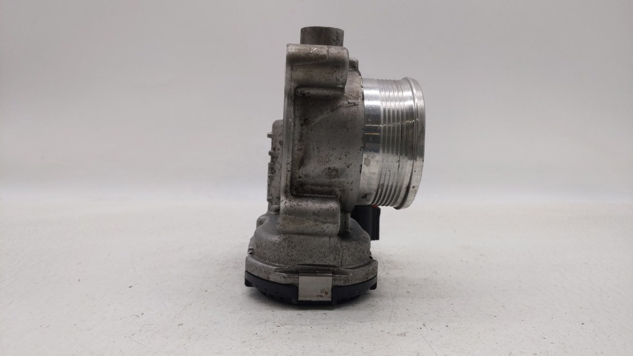 2014-2019 Ford Fusion Throttle Body P/N:DS7E-9F991-BB Fits Fits 2014 2015 2016 2017 2018 2019 OEM Used Auto Parts - Oemuseda