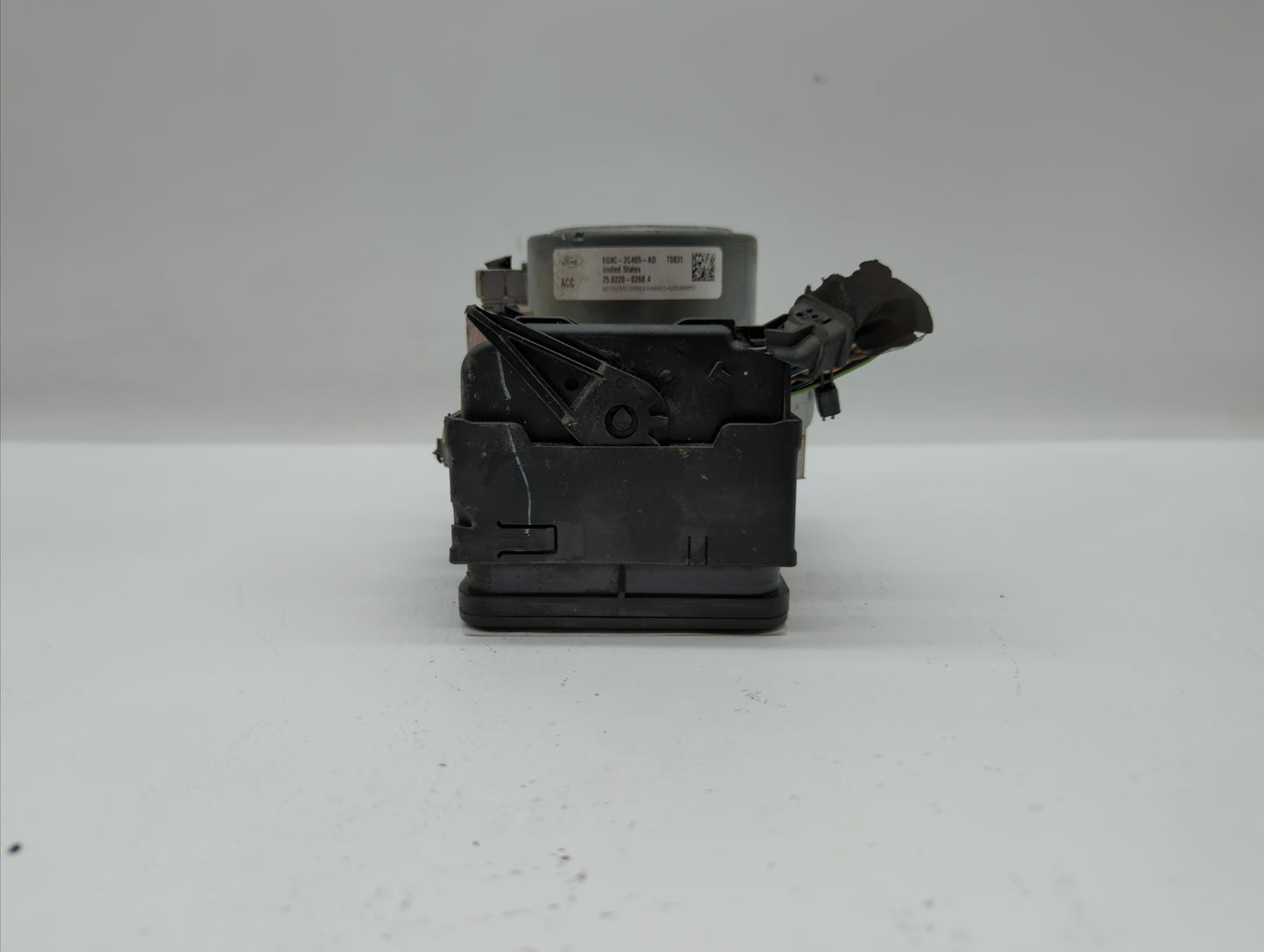 2014-2016 Ford Fusion ABS Pump Control Module Replacement P/N:DG9C-2C219-DF DG9C-2C405-DF, EG9C-2C405-AG Fits Fits 2014 2015