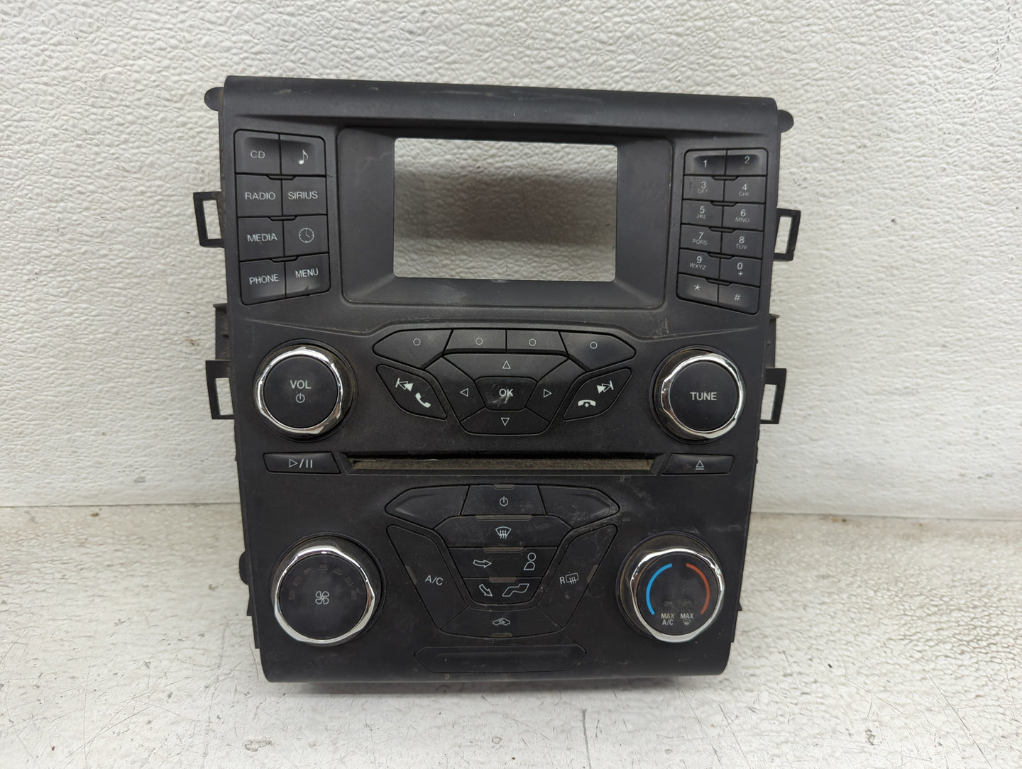 2014-2015 Ford Fusion Radio Control Panel 352124 - Oemusedautoparts1.com