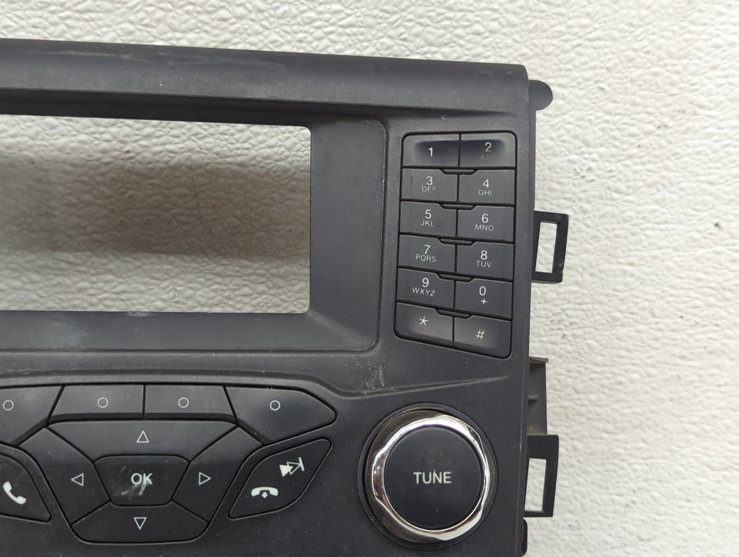 2014-2015 Ford Fusion Radio Control Panel 352124 - Oemusedautoparts1.com