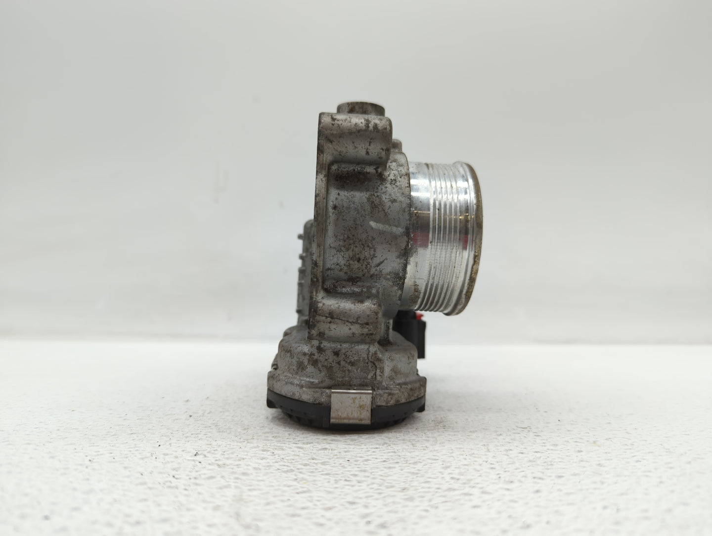 2014-2019 Ford Fusion Throttle Body P/N:DS7E-9F991-BB Fits Fits 2014 2015 2016 2017 2018 2019 OEM Used Auto Parts - Oemuseda