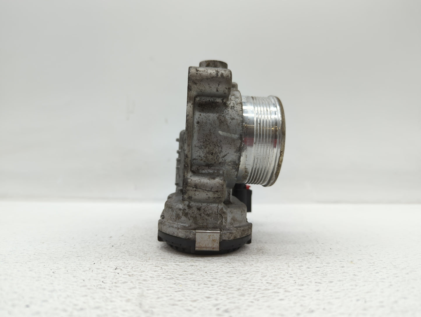 2014-2019 Ford Fusion Throttle Body P/N:DS7E-9F991-BB Fits Fits 2014 2015 2016 2017 2018 2019 OEM Used Auto Parts - Oemuseda
