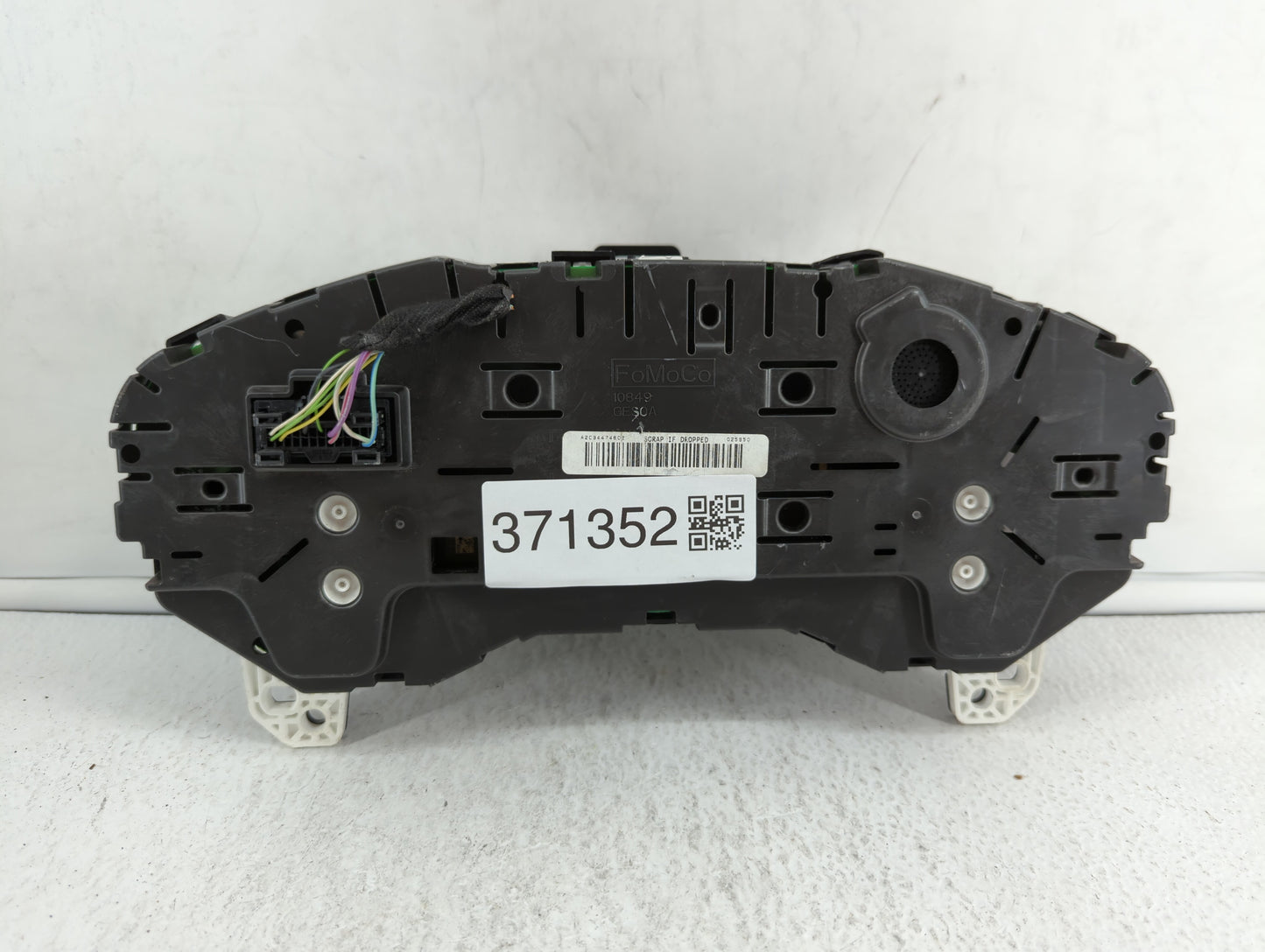 2015 Ford Fusion Instrument Cluster Speedometer Gauges P/N:FS7T-10849-ED FS7T-10849-EE Fits OEM Used Auto Parts - Oemusedaut