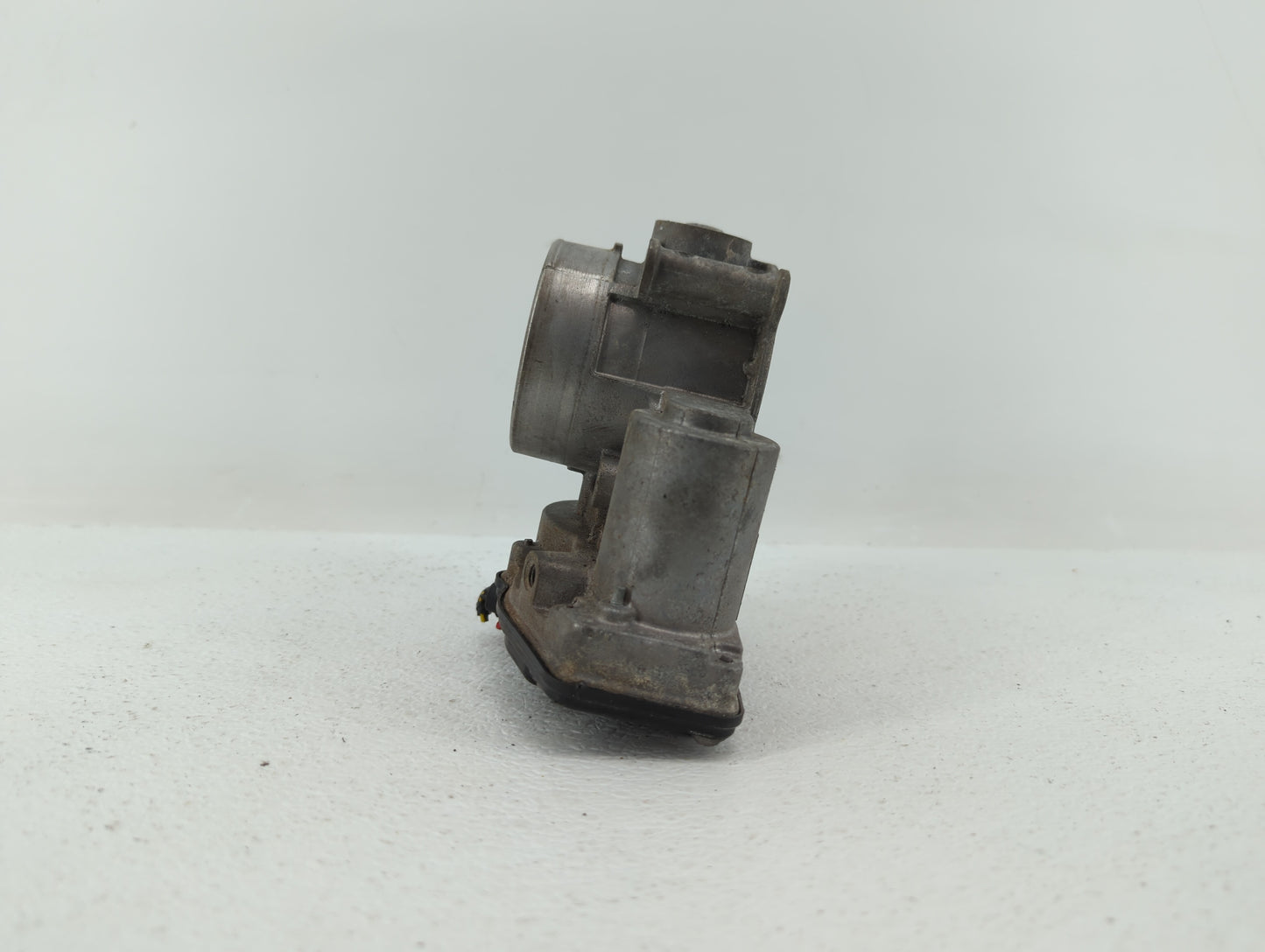 2013-2019 Ford Fusion Throttle Body P/N:DS7E-9F991-AF DS7E-9F991-AK Fits Fits 2013 2014 2015 2016 2017 2018 2019 2020 OEM Us