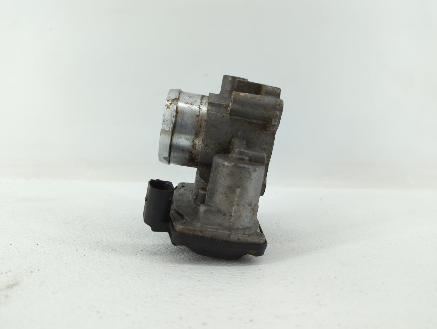 2014-2019 Ford Fusion Throttle Body P/N:50989011 DS7G-9F991-BB, DS7G-9E991-BB Fits Fits 2014 2015 2016 2017 2018 2019 OEM Us