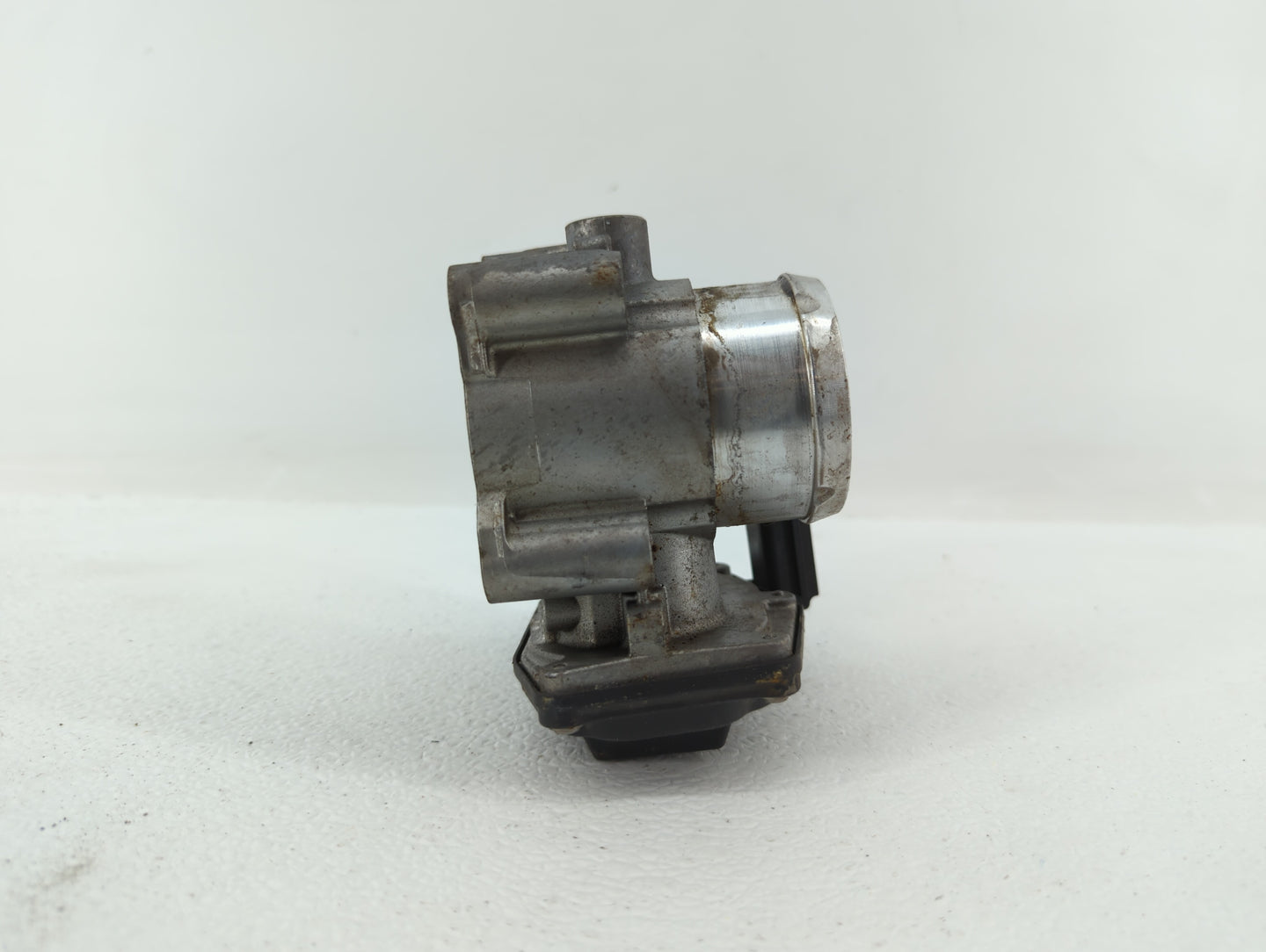 2014-2019 Ford Fusion Throttle Body P/N:50989011 DS7G-9F991-BB, DS7G-9E991-BB Fits Fits 2014 2015 2016 2017 2018 2019 OEM Us