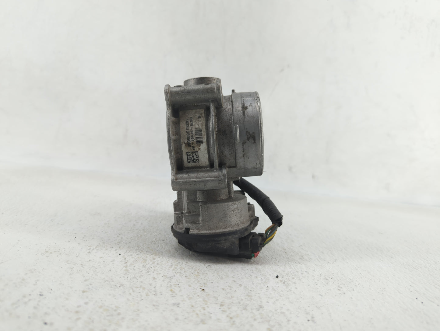 2013-2019 Ford Fusion Throttle Body P/N:DS7E-9F991-AK DS7E-9F991-AD Fits Fits 2013 2014 2015 2016 2017 2018 2019 2020 OEM Us