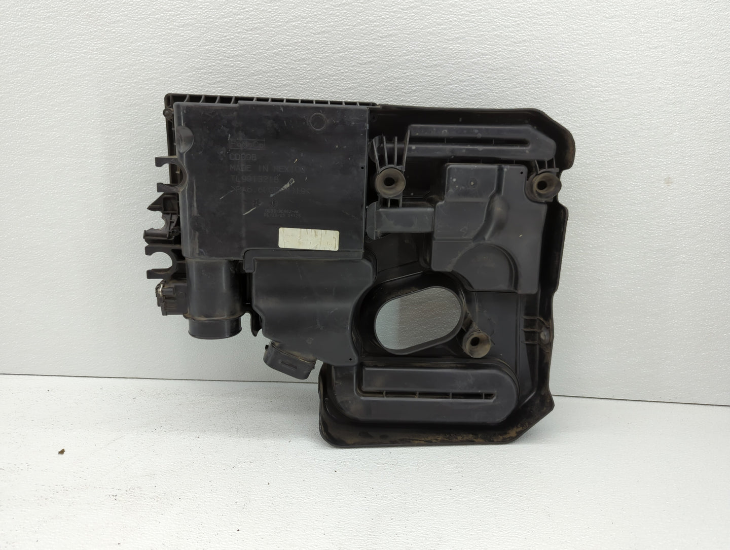 2015 Ford Fusion Engine Cover Black - Oemusedautoparts1.com
