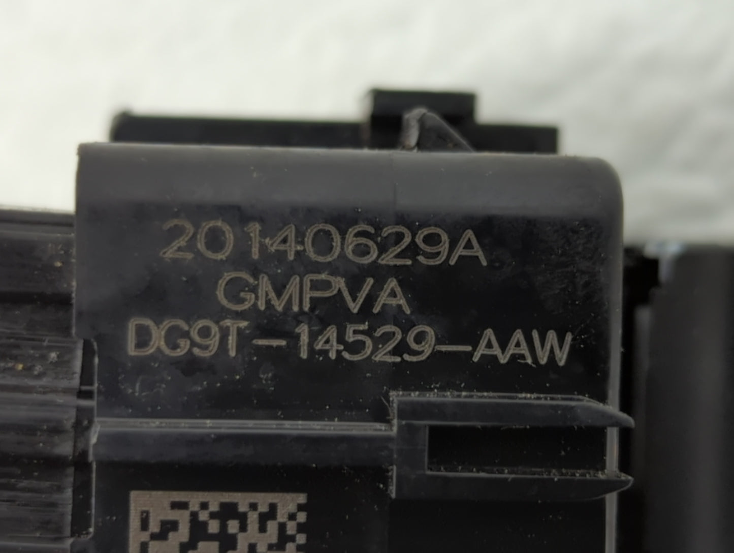2015 Ford Fusion Master Power Window Switch Replacement Driver Side Left P/N:DG9T-14529-AAW Fits OEM Used Auto Parts - Oemus