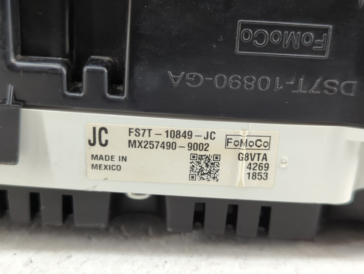 2015 Ford Fusion Instrument Cluster Speedometer Gauges P/N:FS7T-10849-JC FS7T-10849-JE, FS7T-10849-JF Fits OEM Used Auto Par