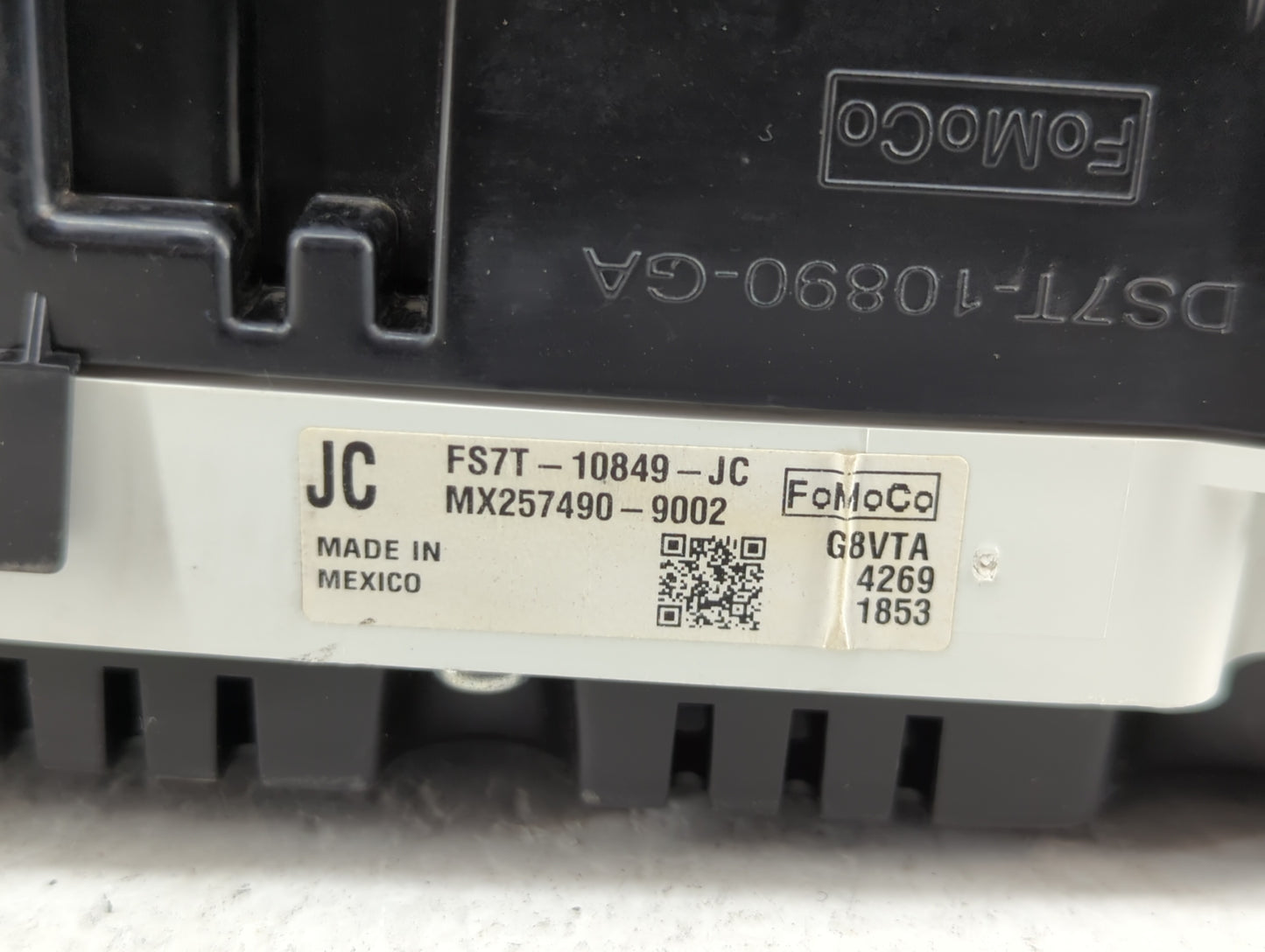 2015 Ford Fusion Instrument Cluster Speedometer Gauges P/N:FS7T-10849-JC FS7T-10849-JE, FS7T-10849-JF Fits OEM Used Auto Par
