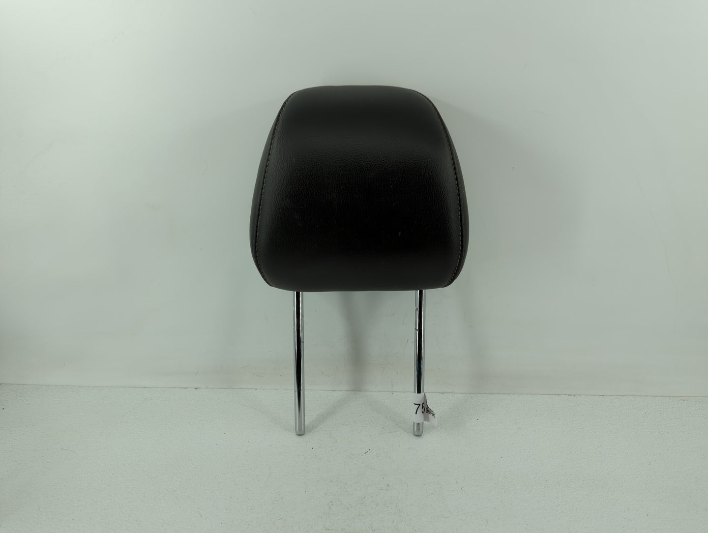 2015-2016 Ford Fusion Headrest Head Rest Rear Seat Fits Fits 2015 2016 OEM Used Auto Parts - Oemusedautoparts1.com