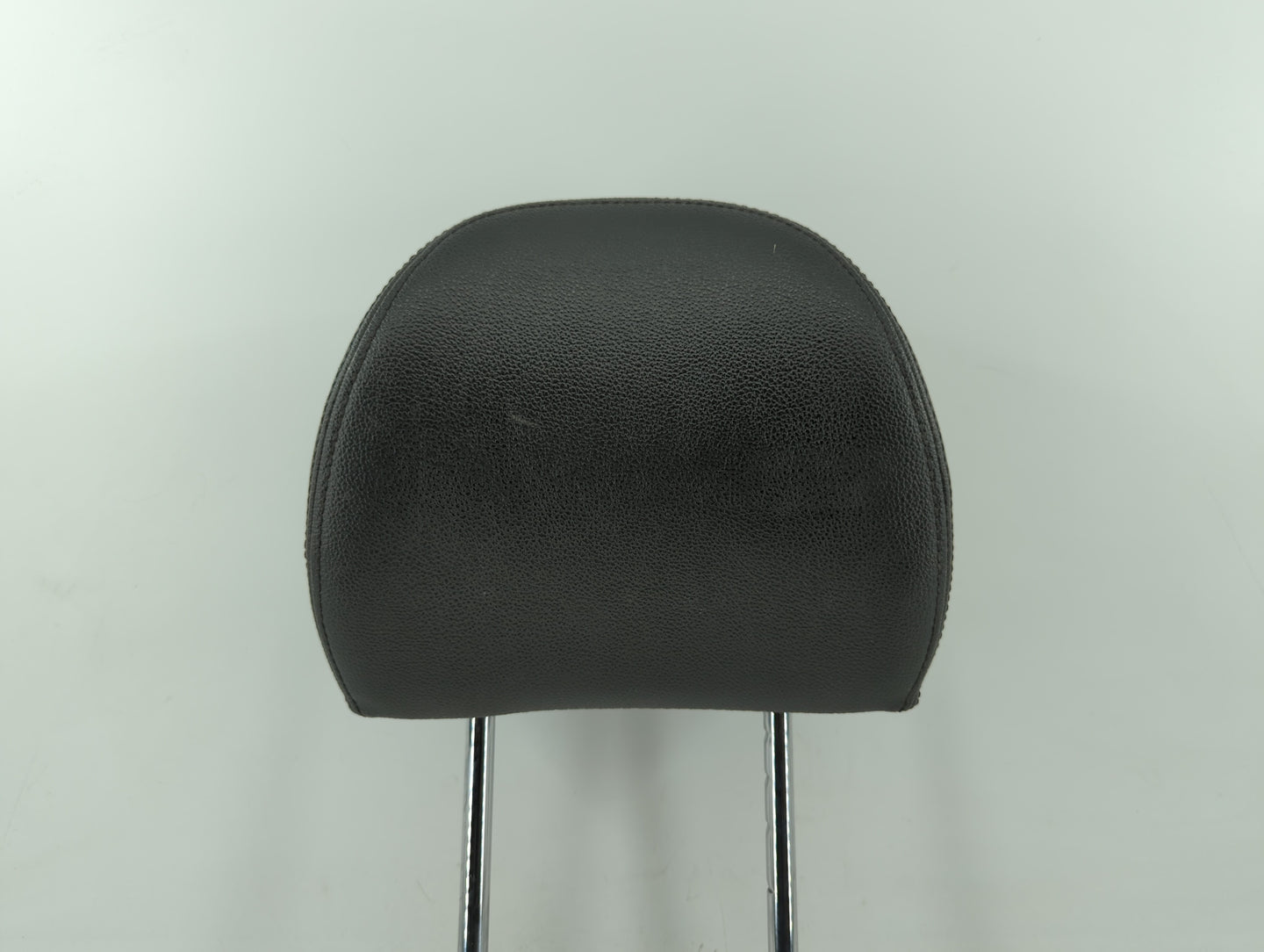 2013-2016 Ford Fusion Headrest Head Rest Rear Seat Fits Fits 2013 2014 2015 2016 OEM Used Auto Parts - Oemusedautoparts1.com