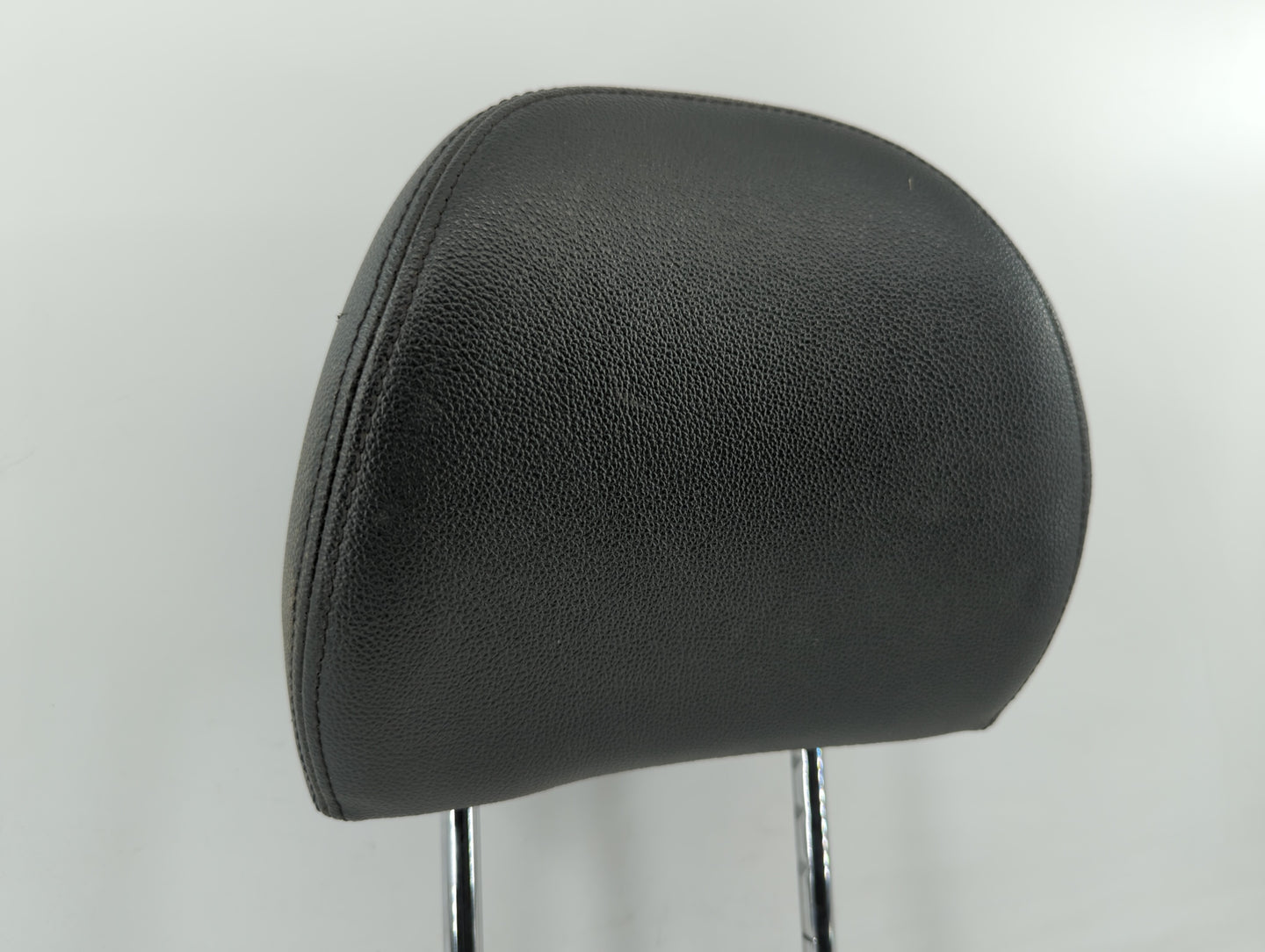 2013-2016 Ford Fusion Headrest Head Rest Rear Seat Fits Fits 2013 2014 2015 2016 OEM Used Auto Parts - Oemusedautoparts1.com