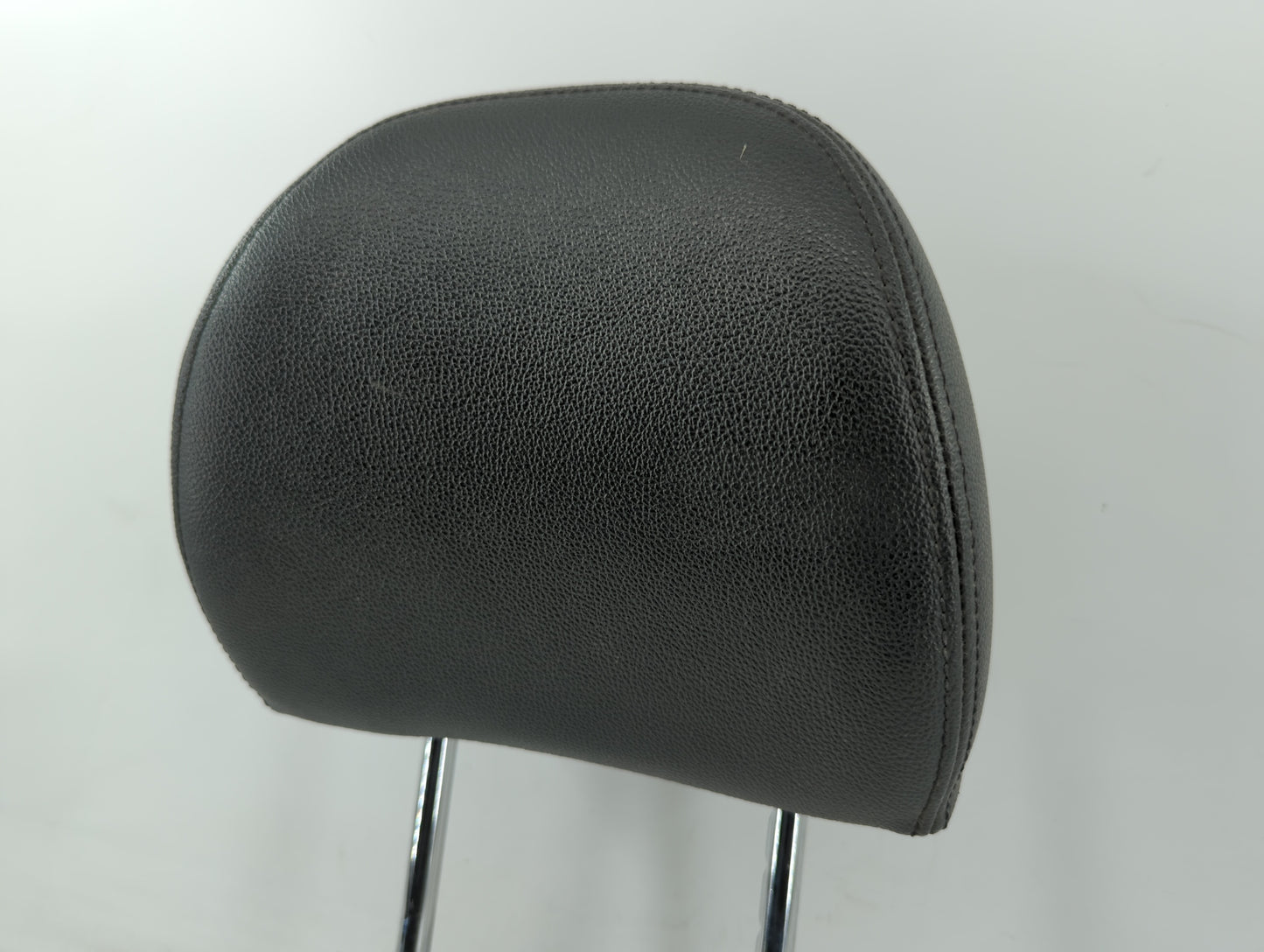 2013-2016 Ford Fusion Headrest Head Rest Rear Seat Fits Fits 2013 2014 2015 2016 OEM Used Auto Parts - Oemusedautoparts1.com
