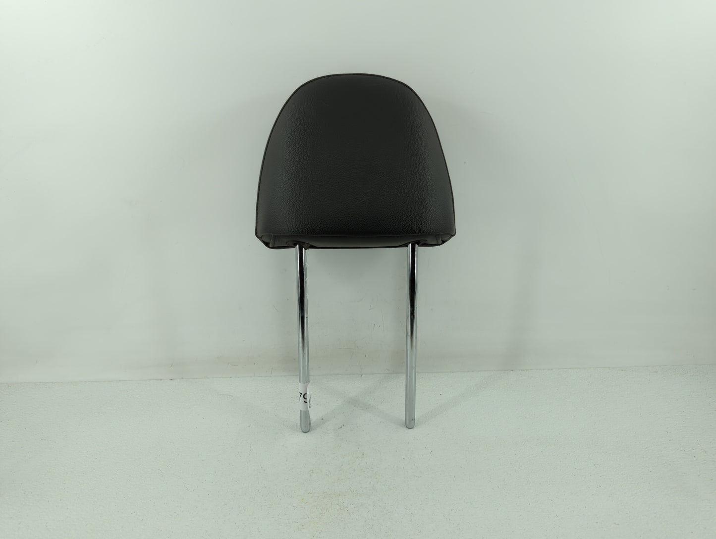 2013-2016 Ford Fusion Headrest Head Rest Rear Seat Fits Fits 2013 2014 2015 2016 OEM Used Auto Parts - Oemusedautoparts1.com