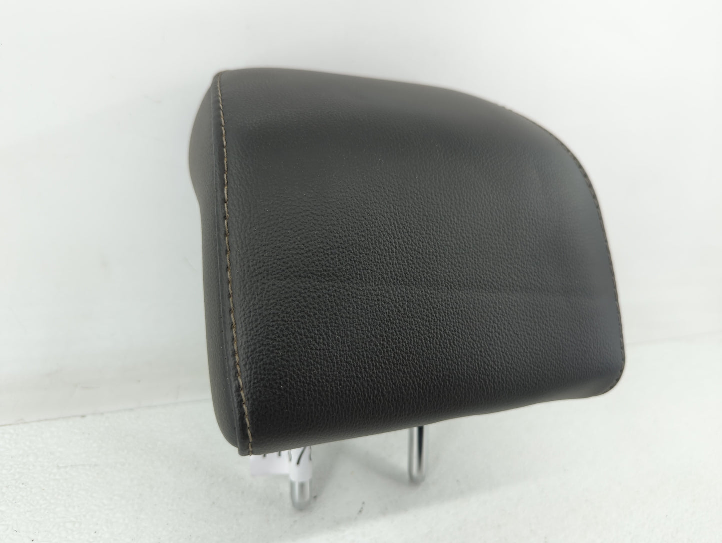 2015-2016 Ford Fusion Headrest Head Rest Rear Seat Fits Fits 2015 2016 OEM Used Auto Parts - Oemusedautoparts1.com