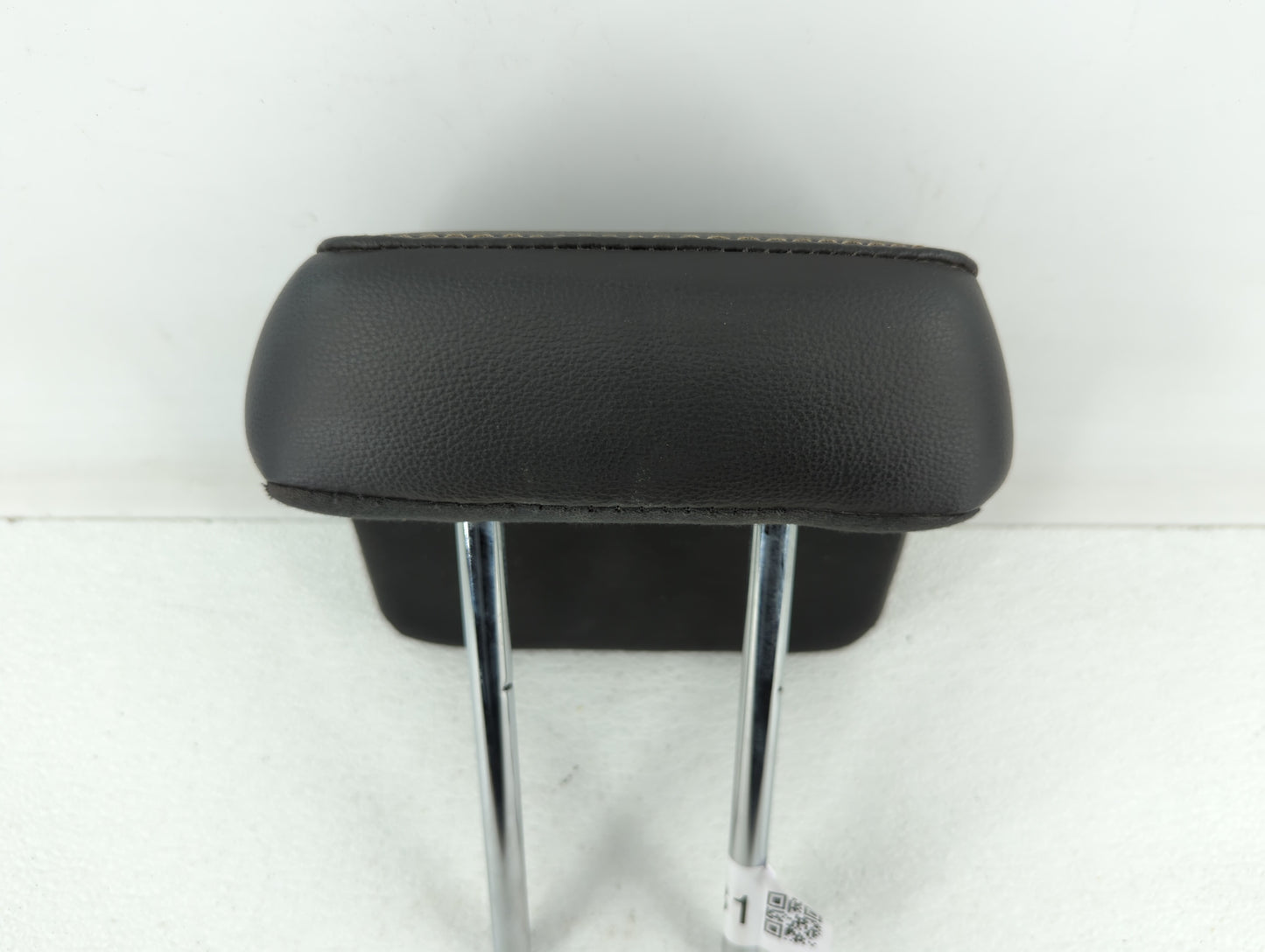 2015-2016 Ford Fusion Headrest Head Rest Rear Seat Fits Fits 2015 2016 OEM Used Auto Parts - Oemusedautoparts1.com