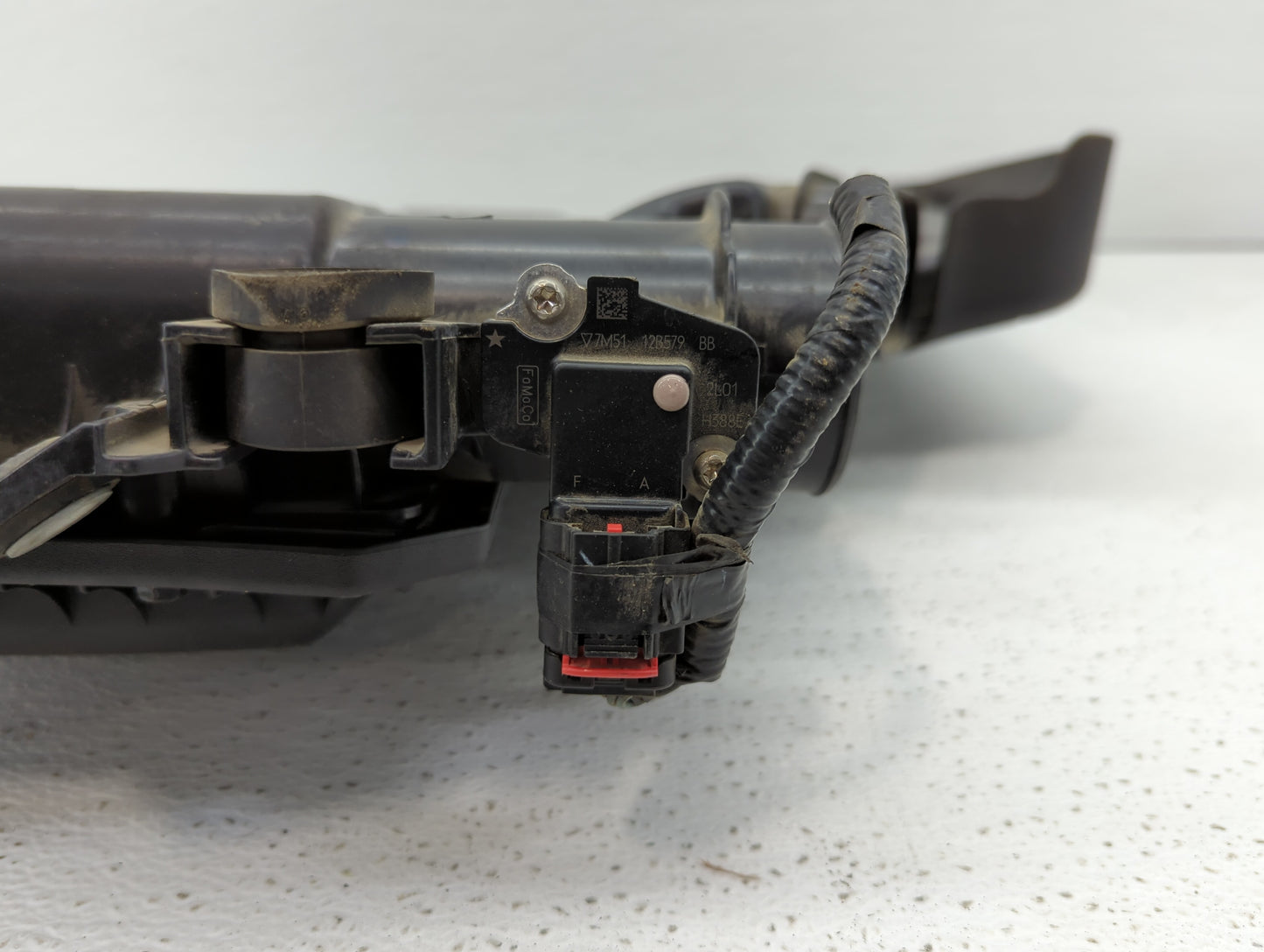 2015 Ford Fusion Engine Cover - Oemusedautoparts1.com