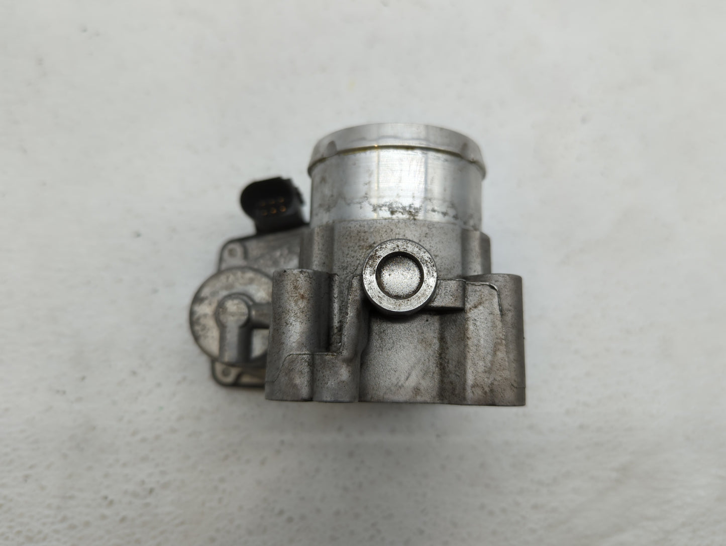 2014-2020 Ford Fusion Throttle Body P/N:DS7G-9F991-BB DS7G-9F991-CA Fits Fits 2014 2015 2016 2017 2018 2019 2020 OEM Used Au