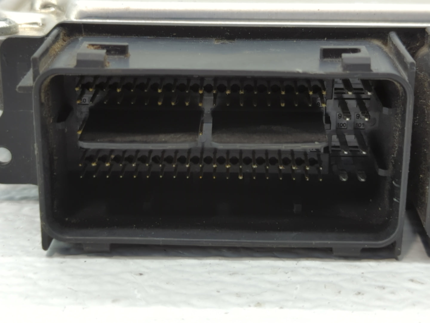 2015 Ford Fusion PCM Engine Control Computer ECU ECM PCU OEM P/N:FJ5A-12B684-AA FS7A-12A650-AUC, FS7A-12A650-AVC Fits OEM Us