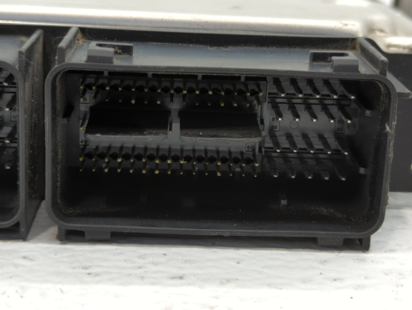 2015 Ford Fusion PCM Engine Control Computer ECU ECM PCU OEM P/N:FJ5A-12B684-AA FS7A-12A650-AUC, FS7A-12A650-AVC Fits OEM Us